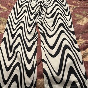 Black and White Straight Leg Pants with Wavy Pattern